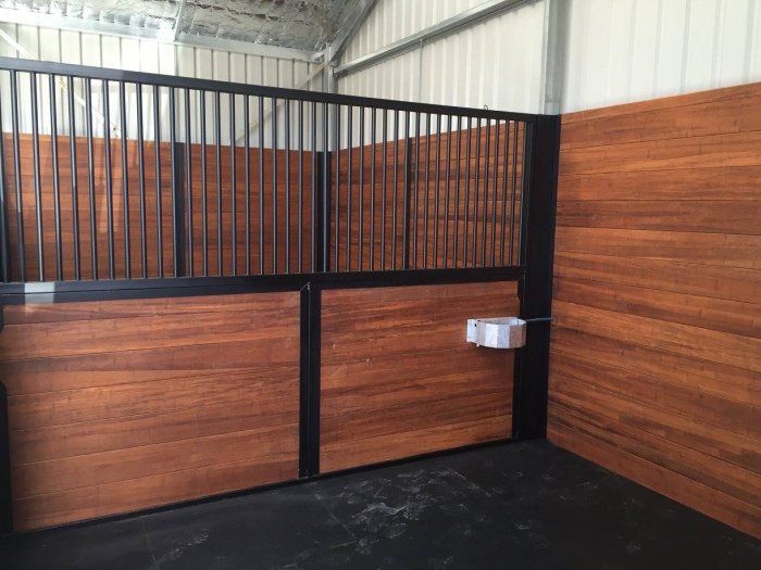 Dividing Walls For Horse Stalls Rockin J Equine