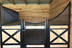Stall Front No. 2J - Low European Front with continuous arch and optional decorative crossbuck