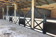 Stall Front No. 2K - Low European Front with continuous arch and optional decorative crossbuck