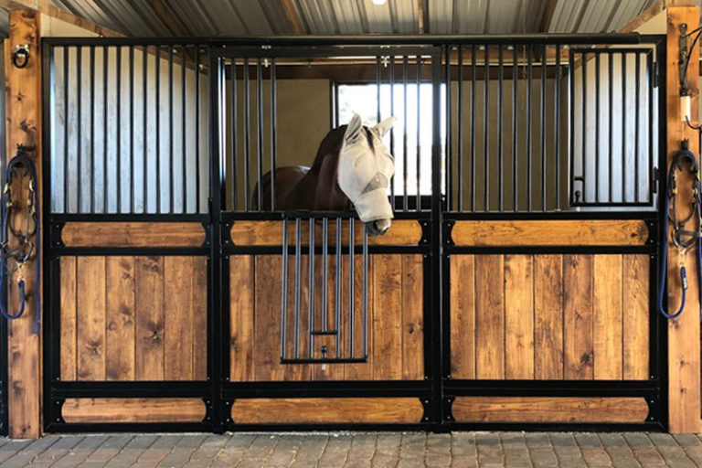 Horse Stalls, Dividers And Gates Rockin J Equine